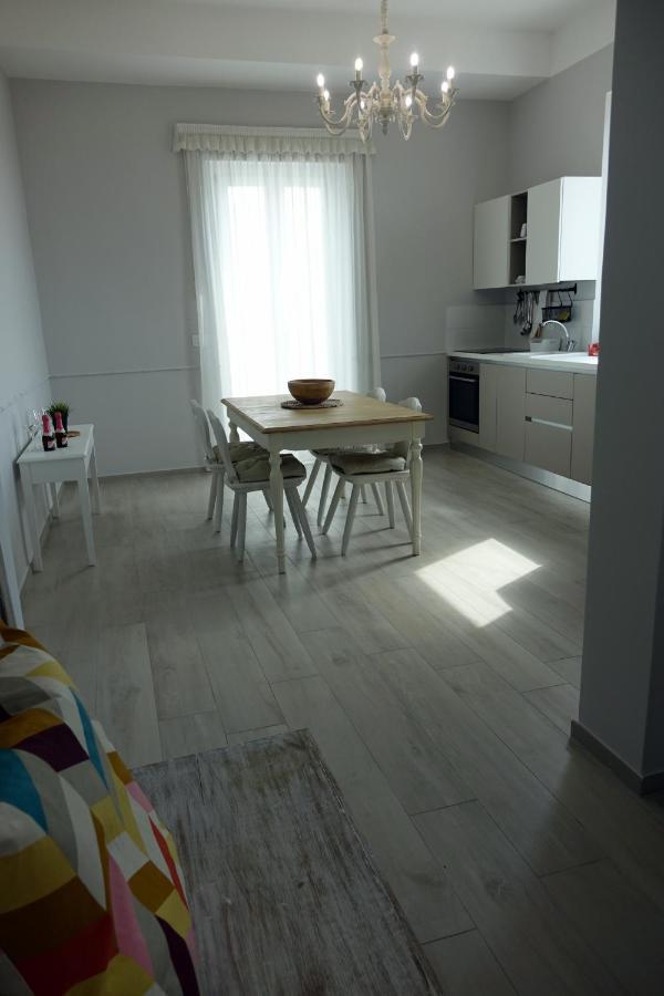 La Finestra Sul Mare Appartement Bari Buitenkant foto