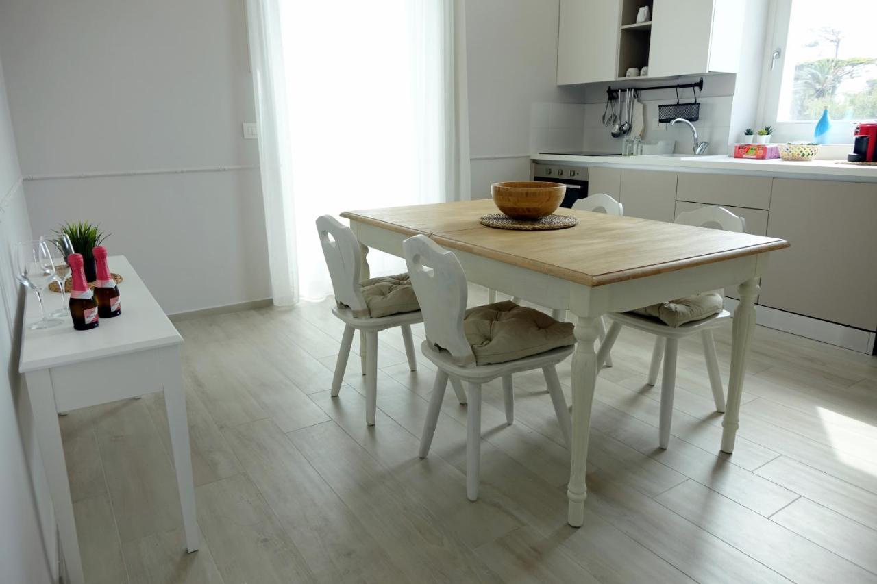 La Finestra Sul Mare Appartement Bari Buitenkant foto