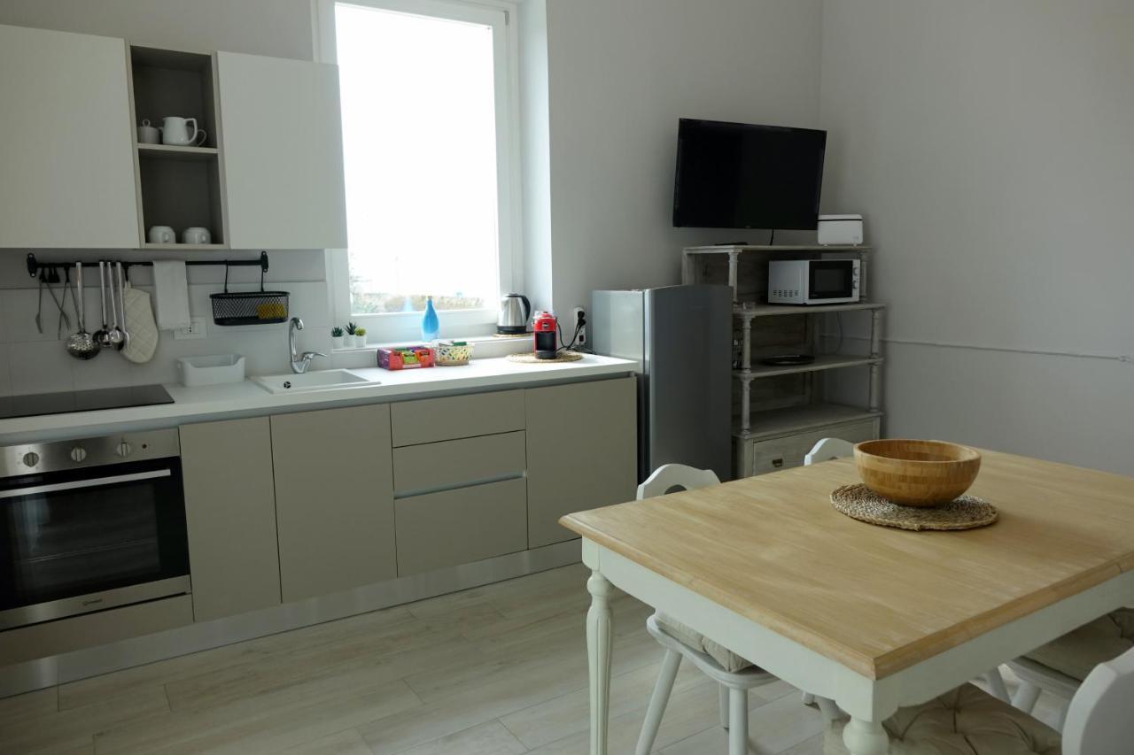 La Finestra Sul Mare Appartement Bari Buitenkant foto