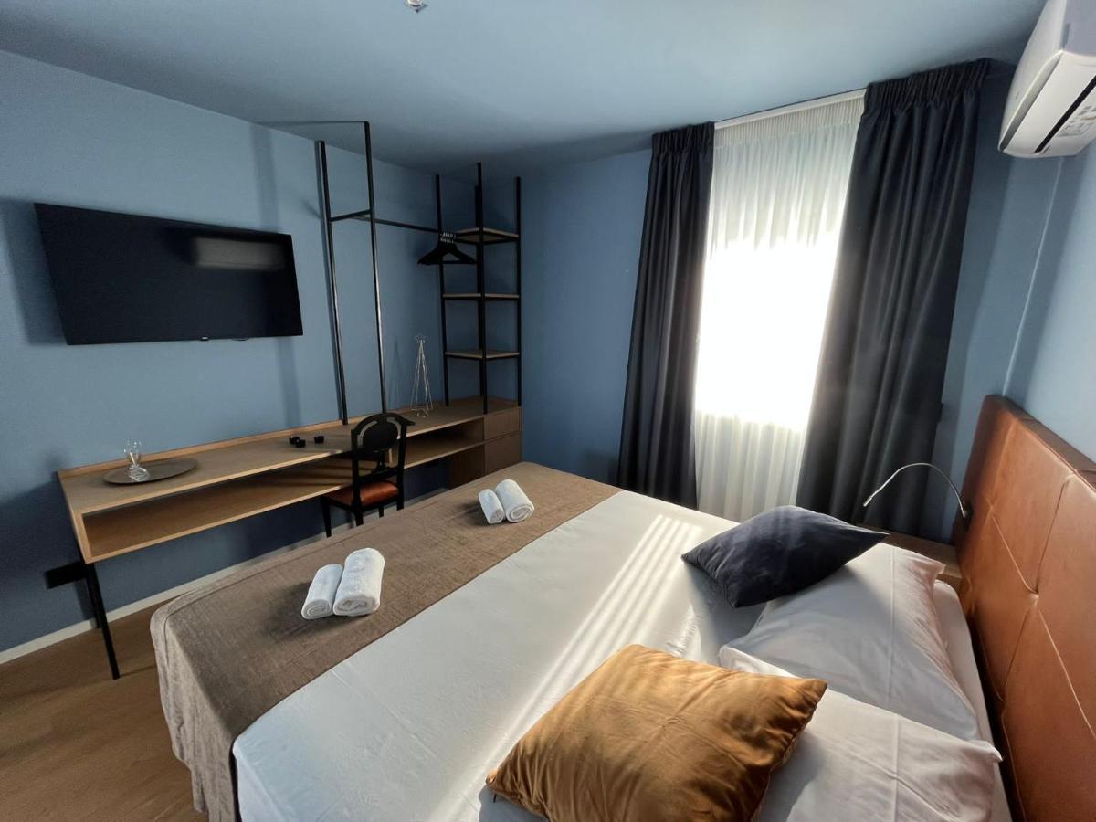 La Finestra Sul Mare Appartement Bari Buitenkant foto