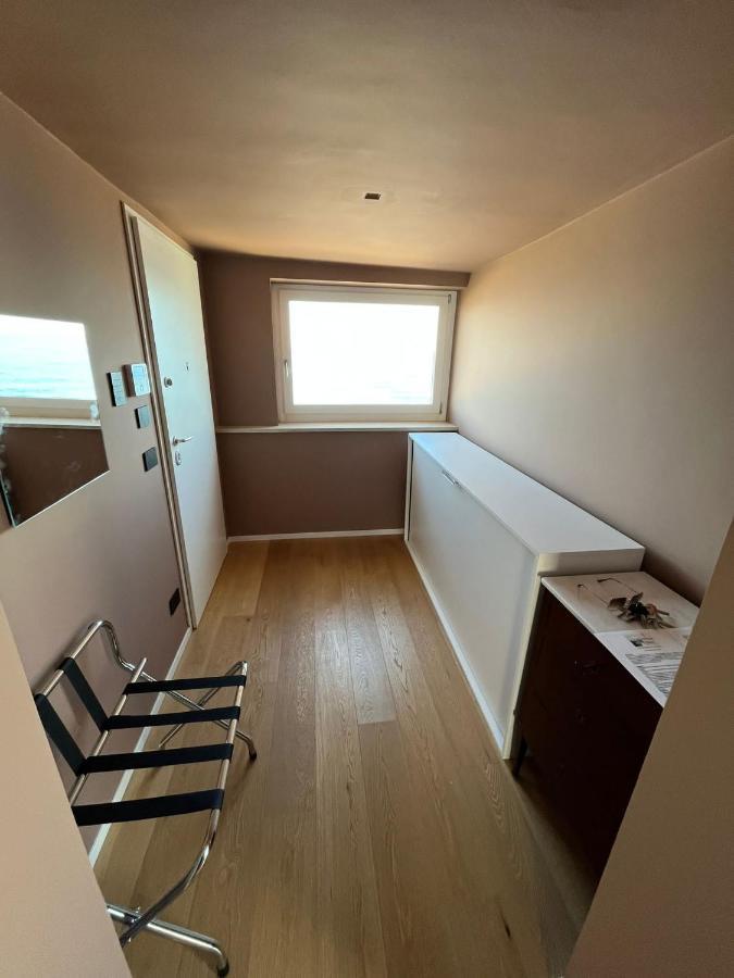 La Finestra Sul Mare Appartement Bari Buitenkant foto